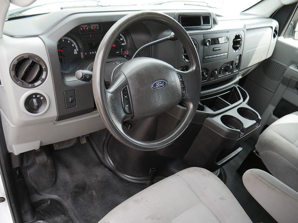 2013 Ford E-250 CARGO