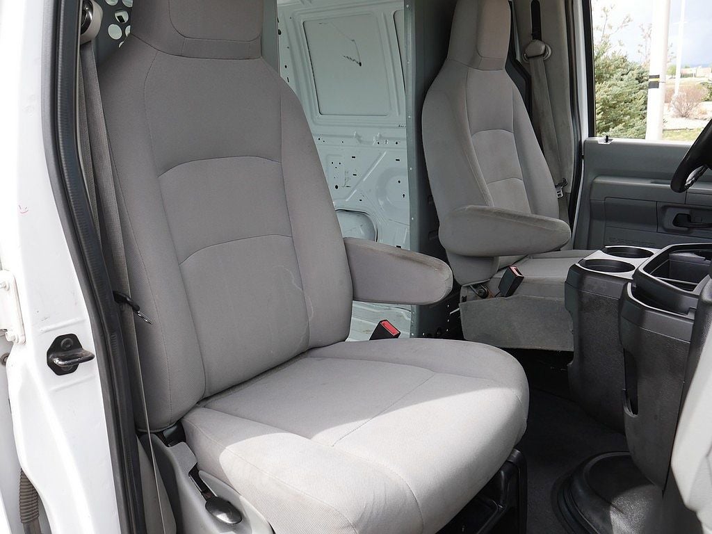 2013 Ford E-250 CARGO
