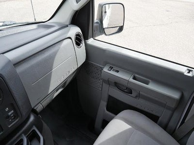 2013 Ford E-250 CARGO