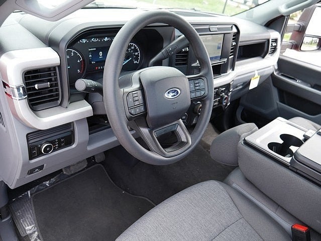 2025 Ford F-250SD XL CAB 4WD