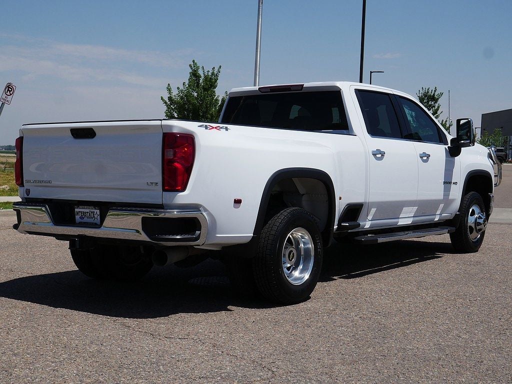 2022 Chevrolet Silverado 3500HD LTZ
