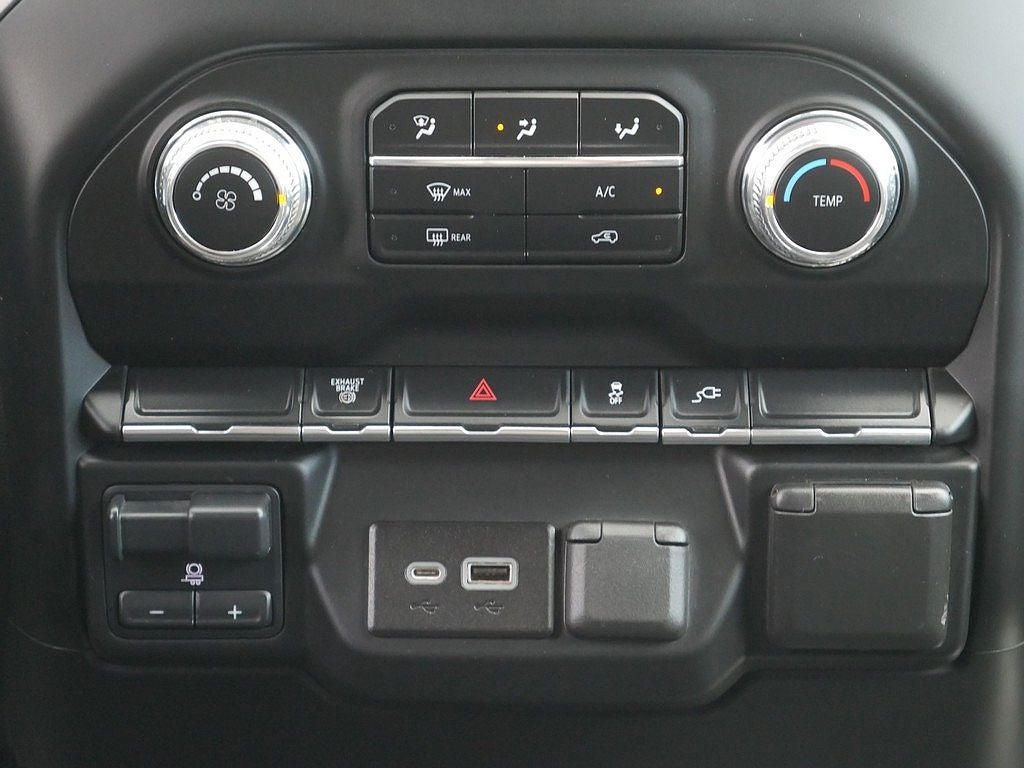 2022 GMC Sierra 3500HD Pro CREW DIESEL FLAT BED