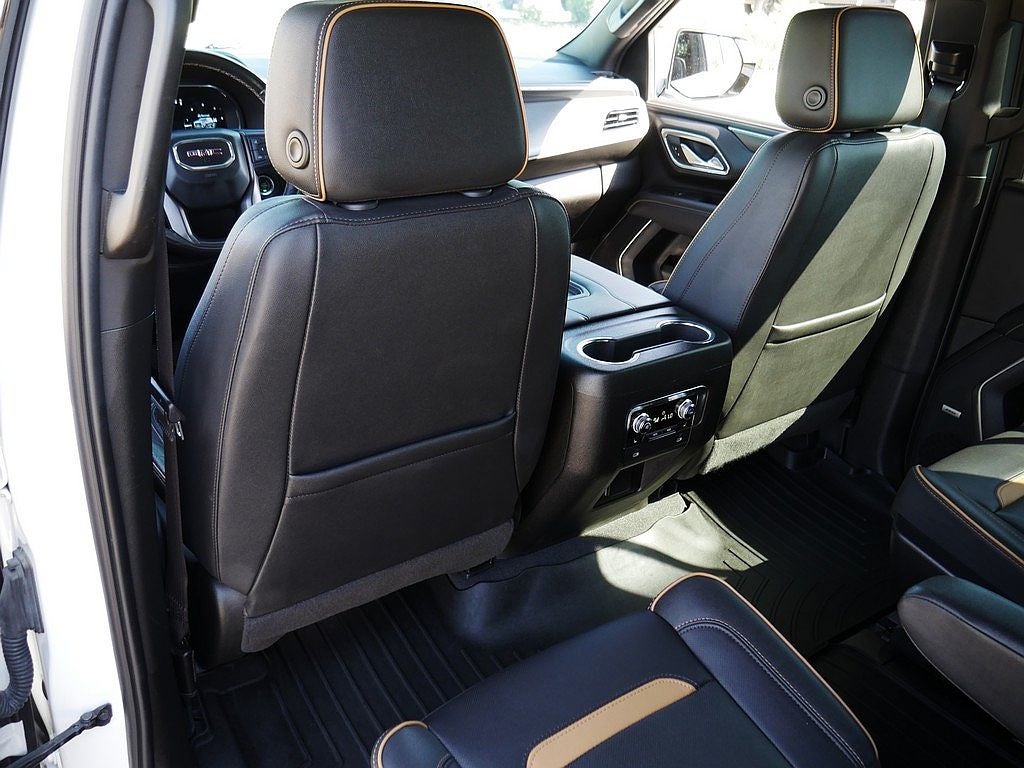2022 GMC Yukon AT4 AWD