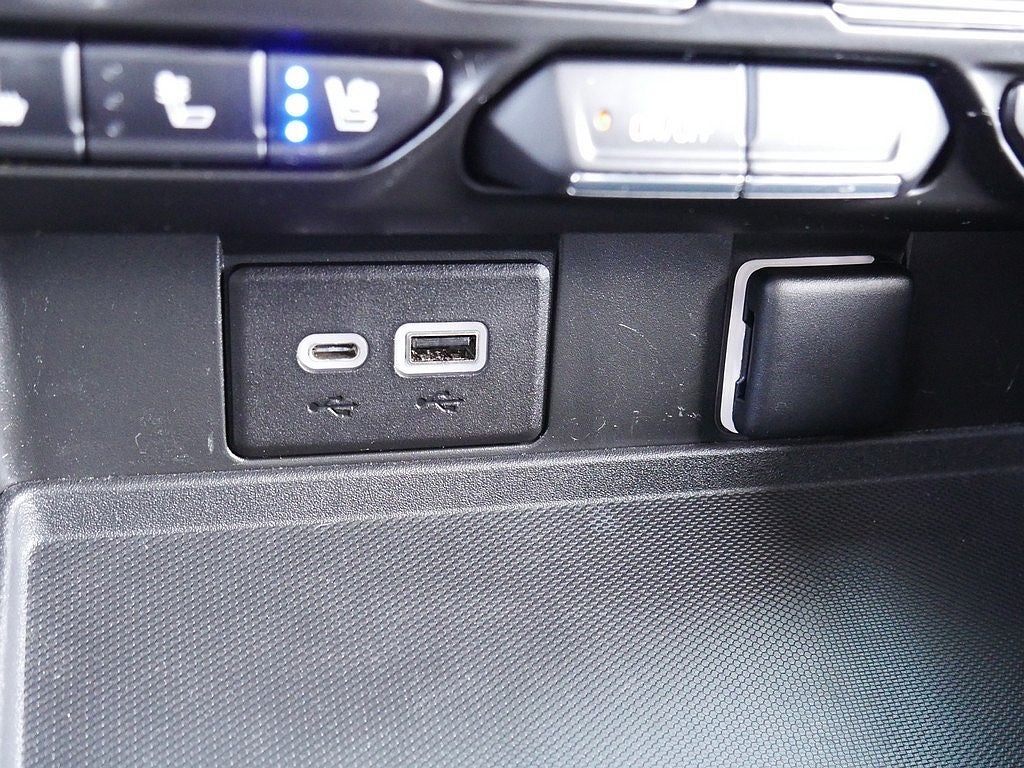 2022 GMC Yukon AT4 AWD