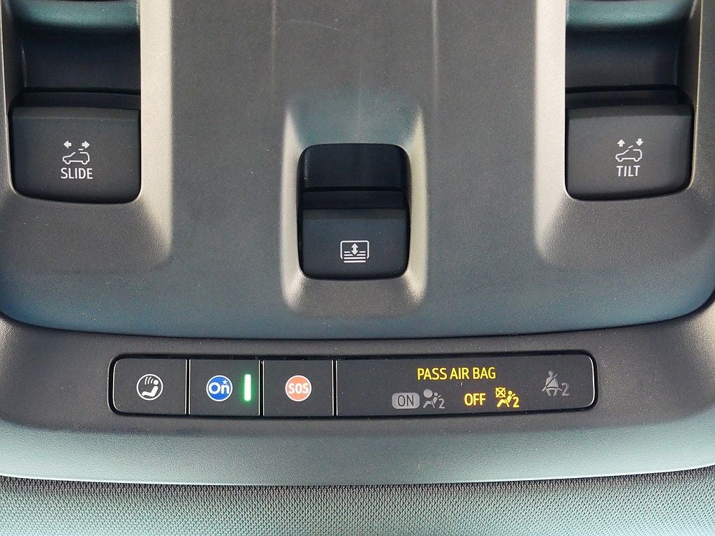 2022 GMC Yukon AT4 AWD