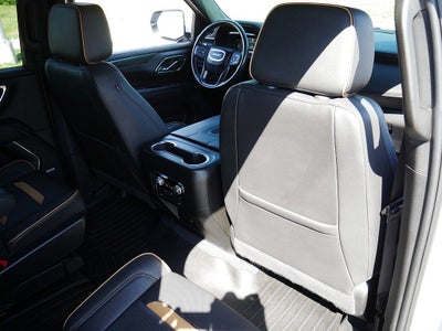 2022 GMC Yukon AT4 AWD