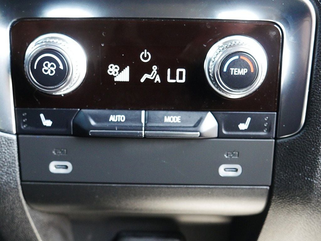 2022 GMC Yukon AT4 AWD
