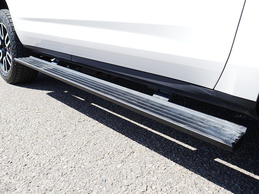 2022 GMC Yukon AT4 AWD