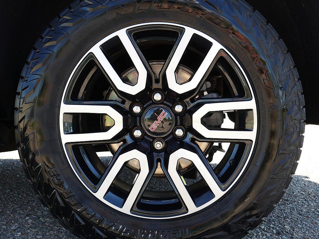 2022 GMC Yukon AT4 AWD
