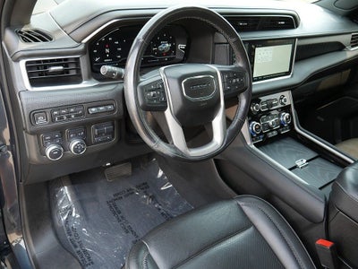 2022 GMC Yukon Denali 4WD