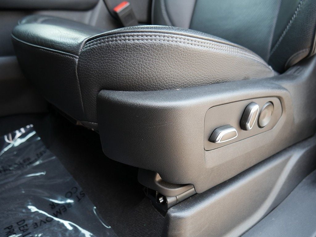 2022 GMC Yukon Denali 4WD