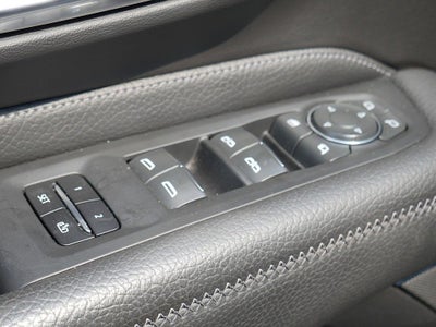 2022 GMC Yukon Denali 4WD