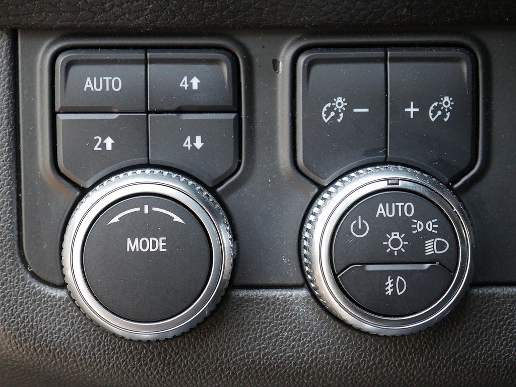 2022 GMC Yukon Denali 4WD