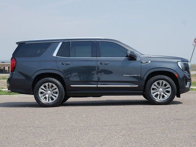 2022 GMC Yukon Denali 4WD