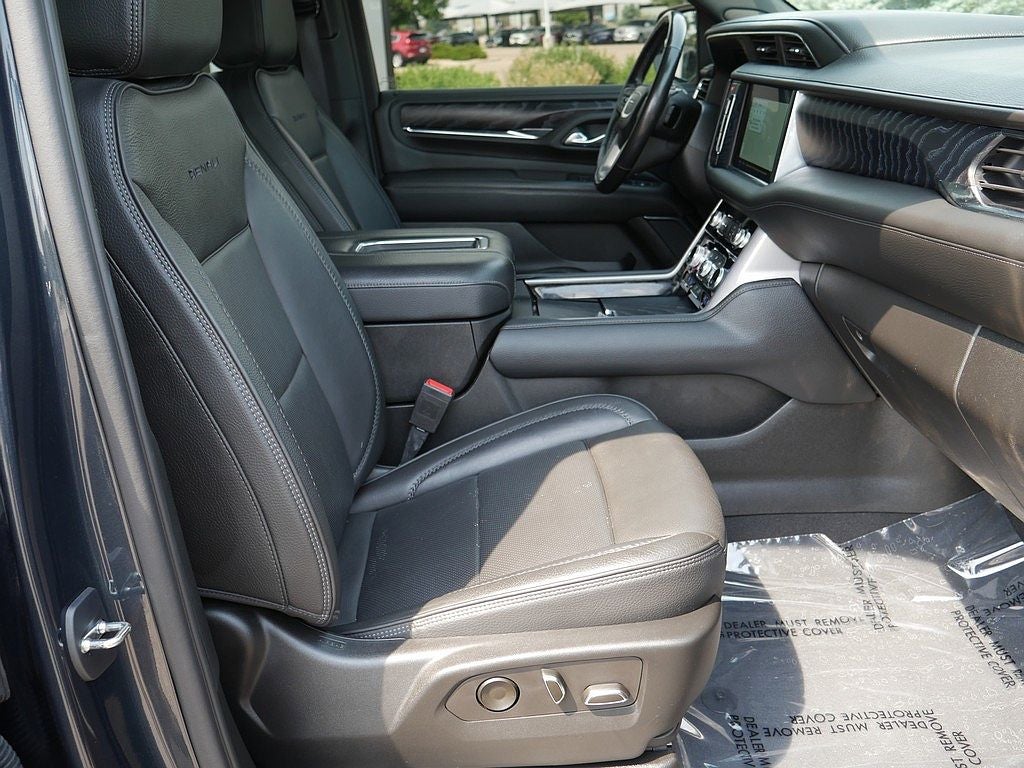 2022 GMC Yukon Denali 4WD