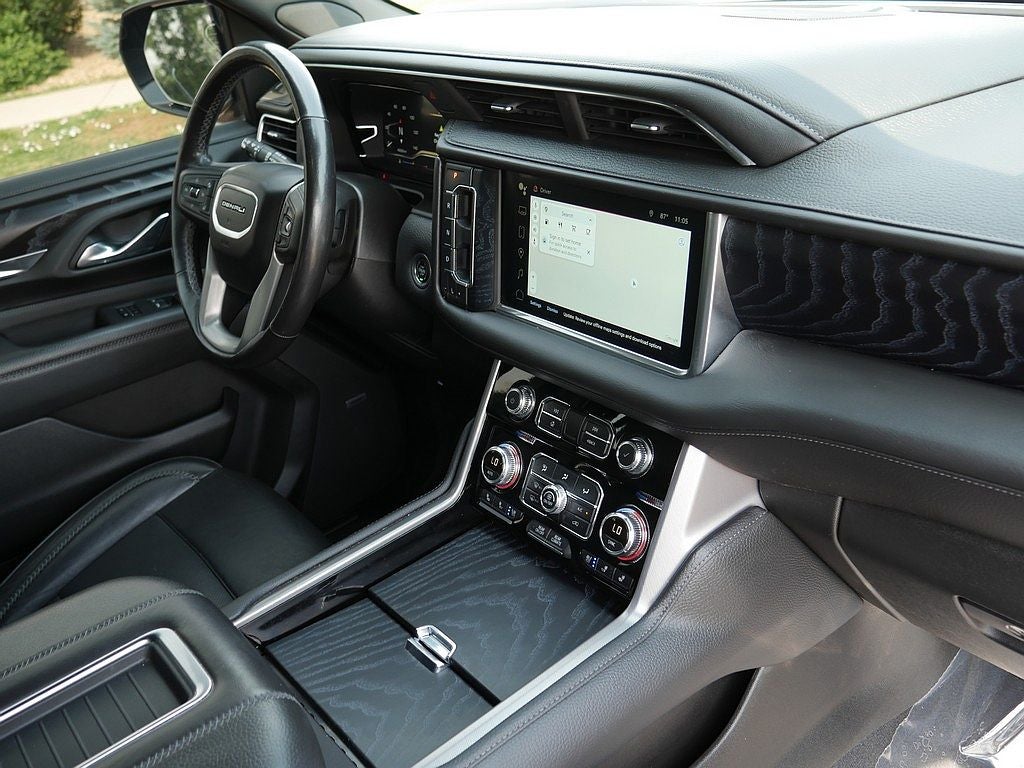 2022 GMC Yukon Denali 4WD