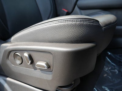 2022 GMC Yukon Denali 4WD