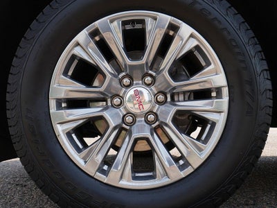 2022 GMC Yukon Denali 4WD