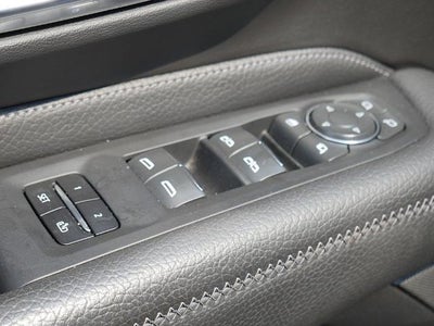 2022 GMC Yukon Denali 4WD