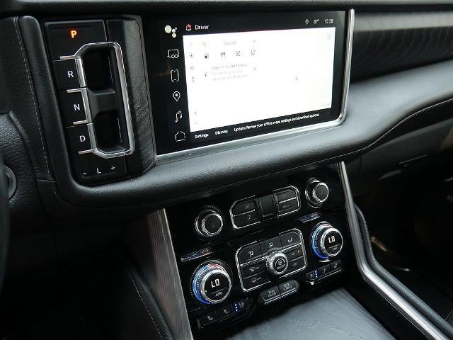 2022 GMC Yukon Denali 4WD