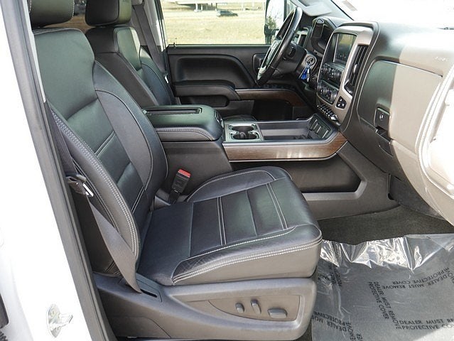 2017 GMC Sierra 3500HD Denali