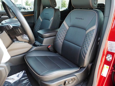 2023 GMC Canyon Denali 4WD
