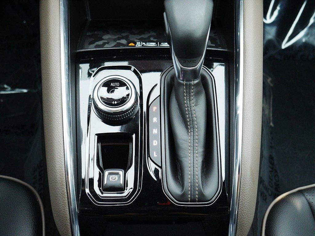 2023 GMC Canyon Denali 4WD
