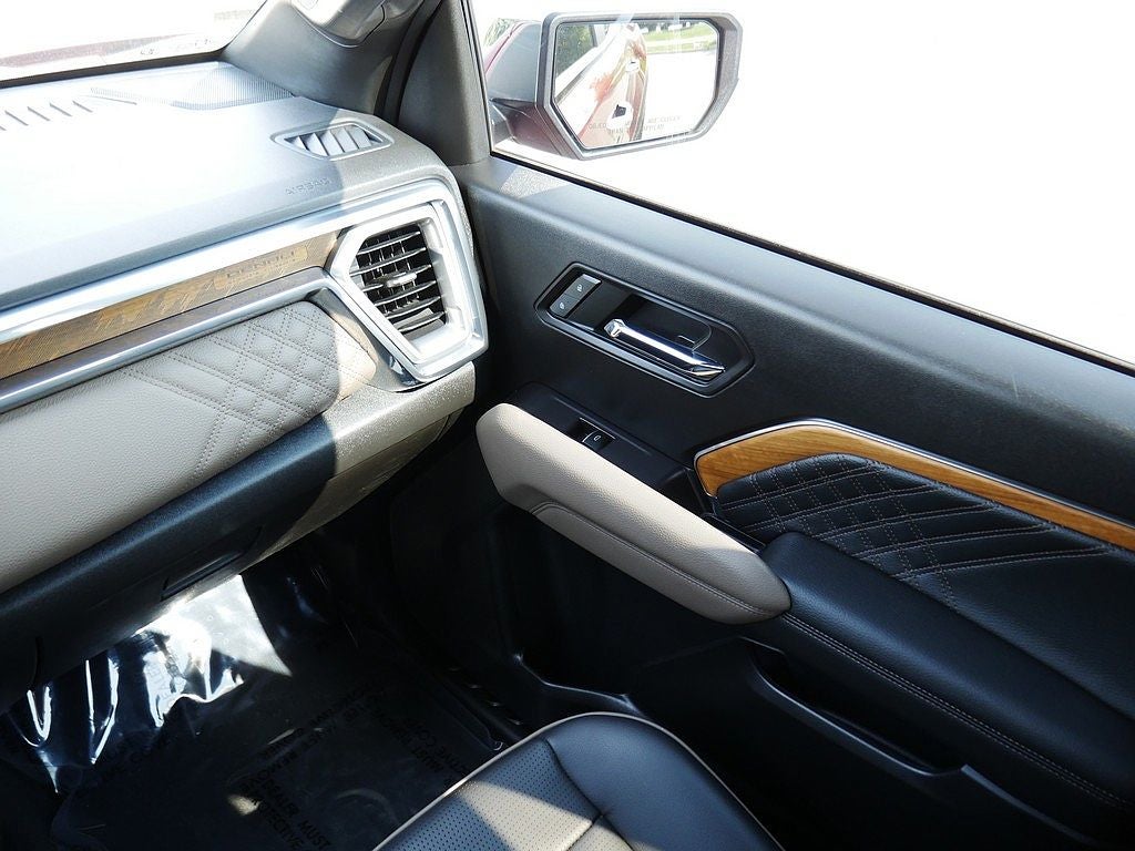 2023 GMC Canyon Denali 4WD