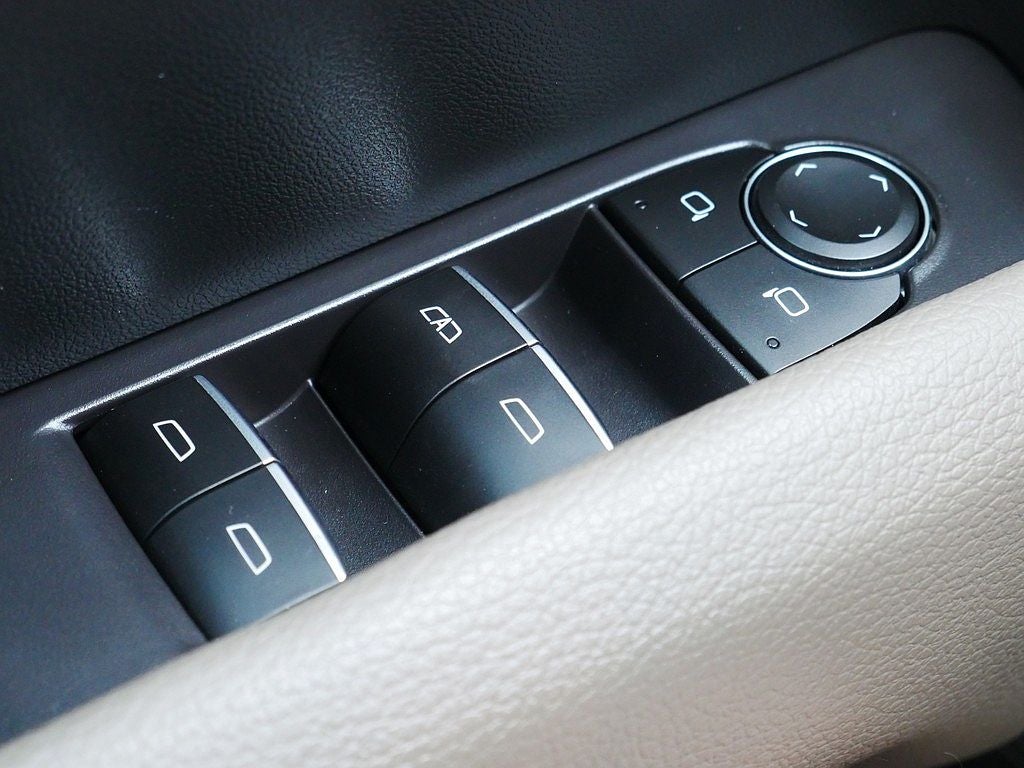 2023 GMC Canyon Denali 4WD