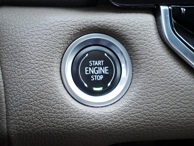 2023 GMC Canyon Denali 4WD