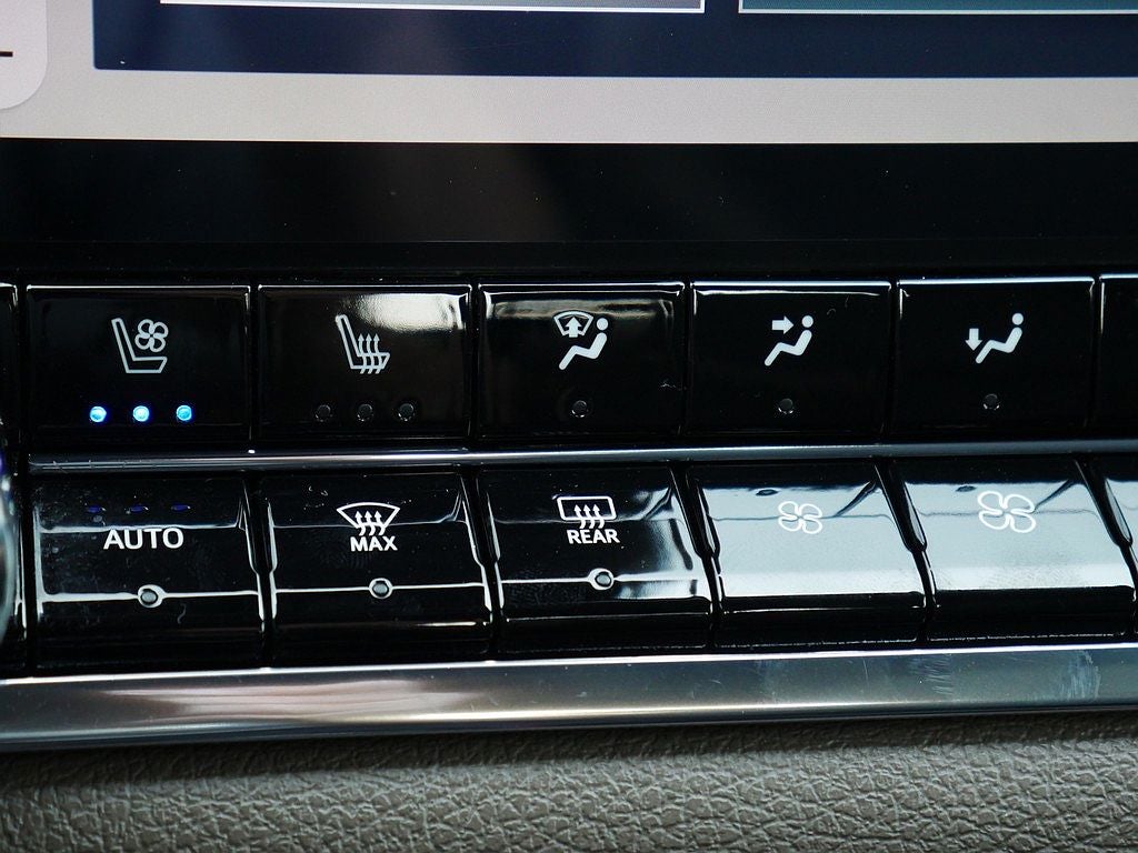 2023 GMC Canyon Denali 4WD