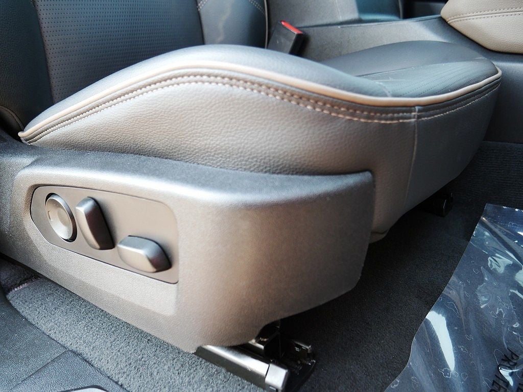 2023 GMC Canyon Denali 4WD