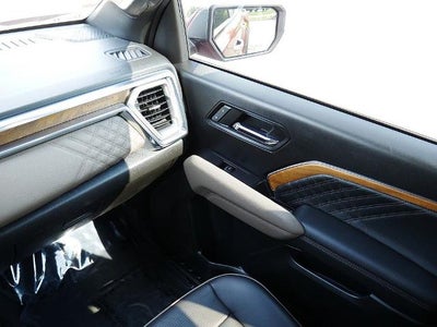 2023 GMC Canyon Denali 4WD
