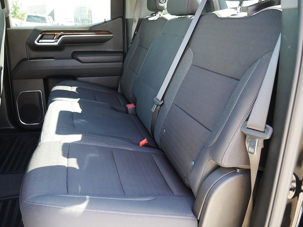 2024 GMC Sierra 1500 SLE CREW 5.3
