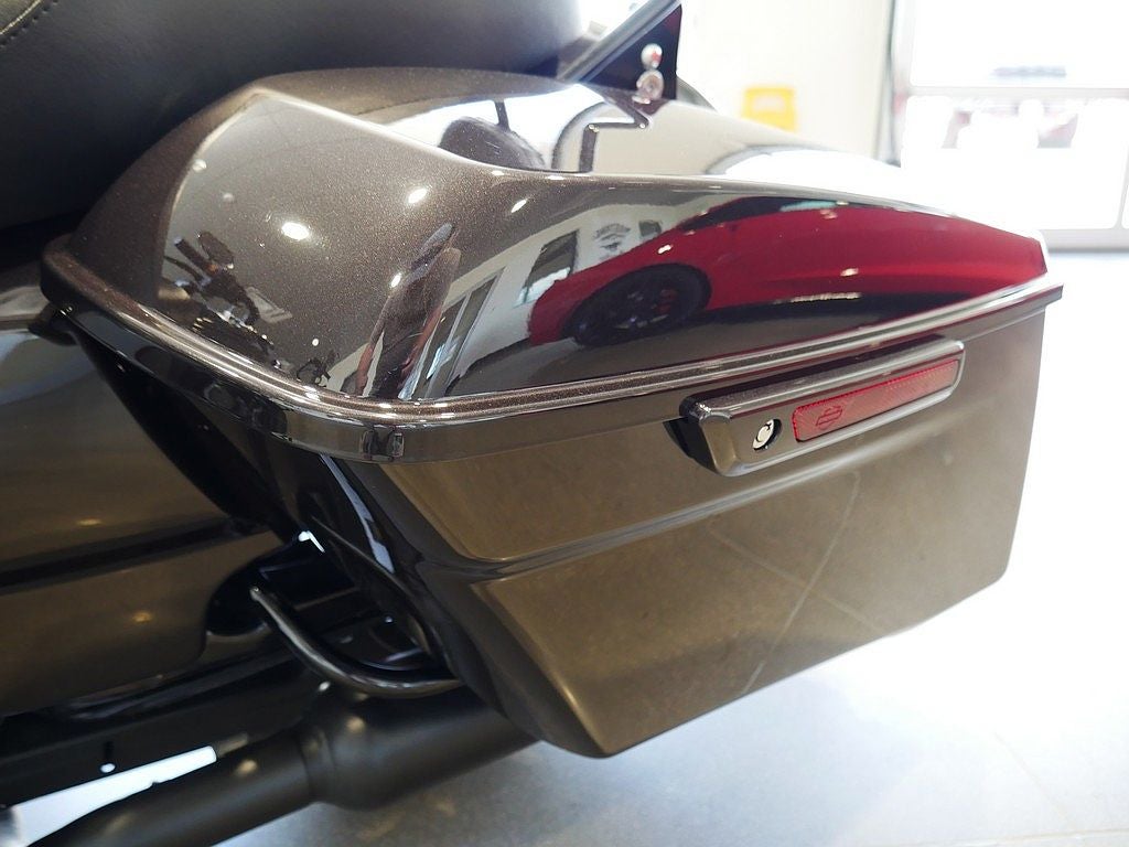 2021 Harley-Davidson ROAD KING Base