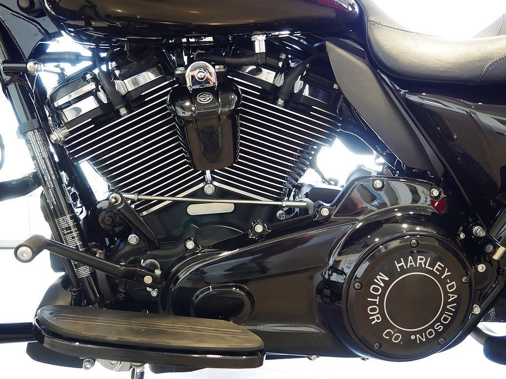 2021 Harley-Davidson ROAD KING Base