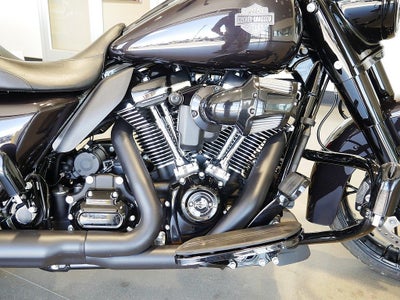 2021 Harley-Davidson ROAD KING Base