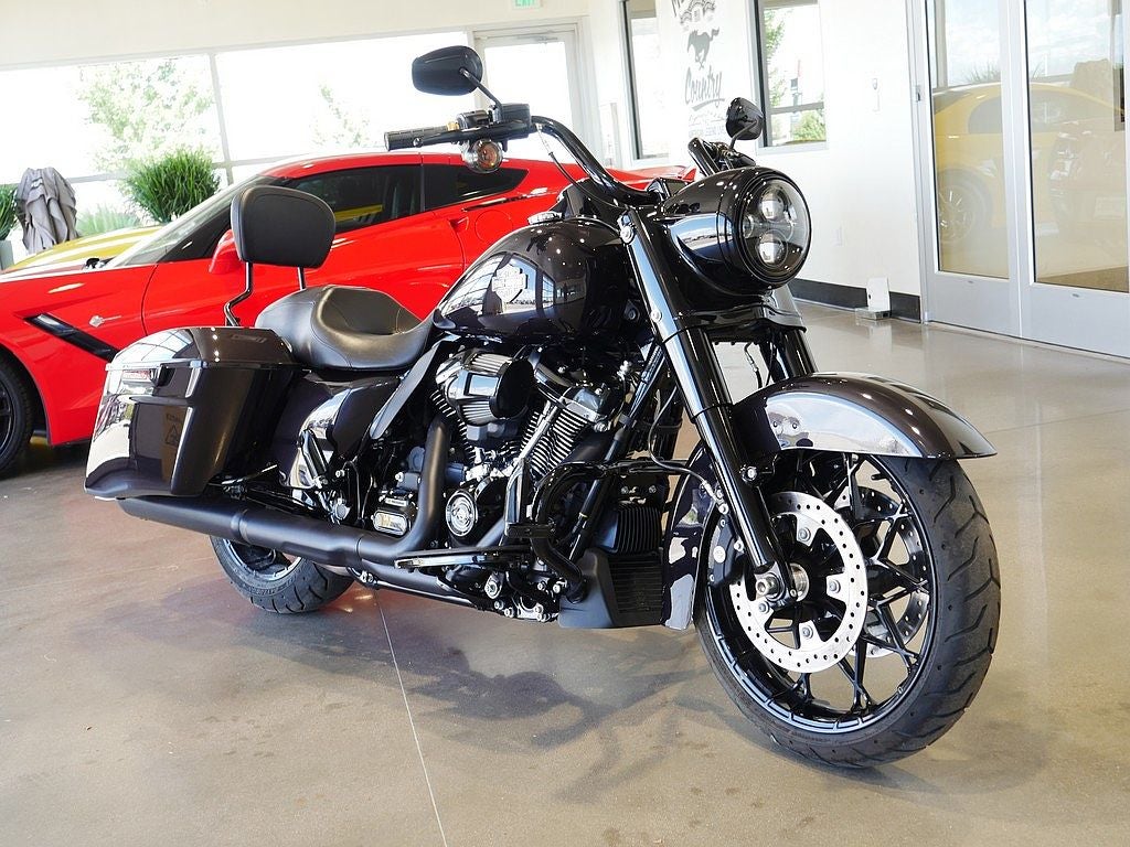 2021 Harley-Davidson ROAD KING Base