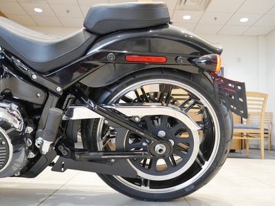 2018 Harley-Davidson BREAKOUT 114 Base