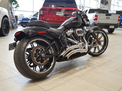 2018 Harley-Davidson BREAKOUT 114 Base