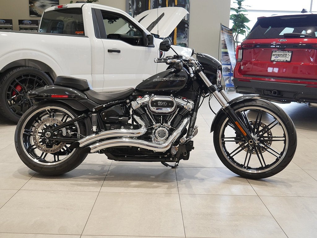 2018 Harley-Davidson BREAKOUT 114 Base