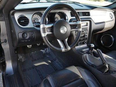 2011 Ford Mustang V6 PREMIUM