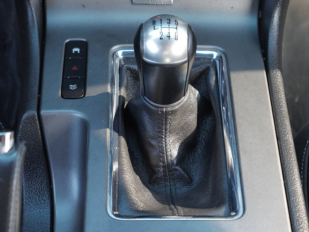 2011 Ford Mustang V6 PREMIUM