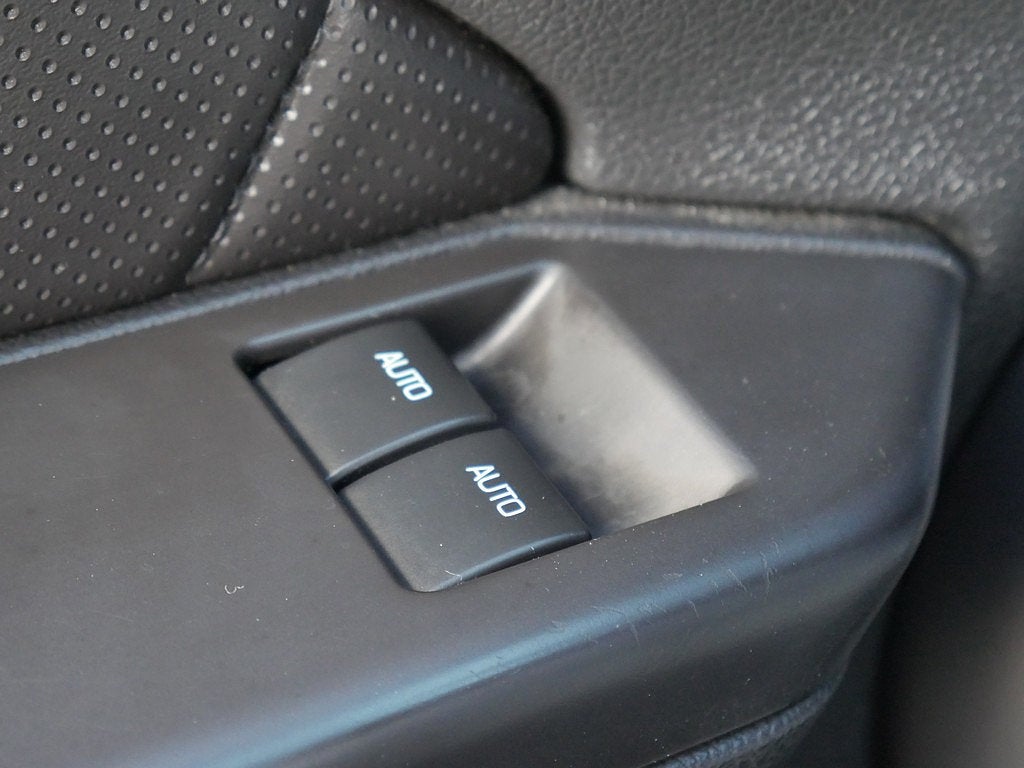 2011 Ford Mustang V6 PREMIUM