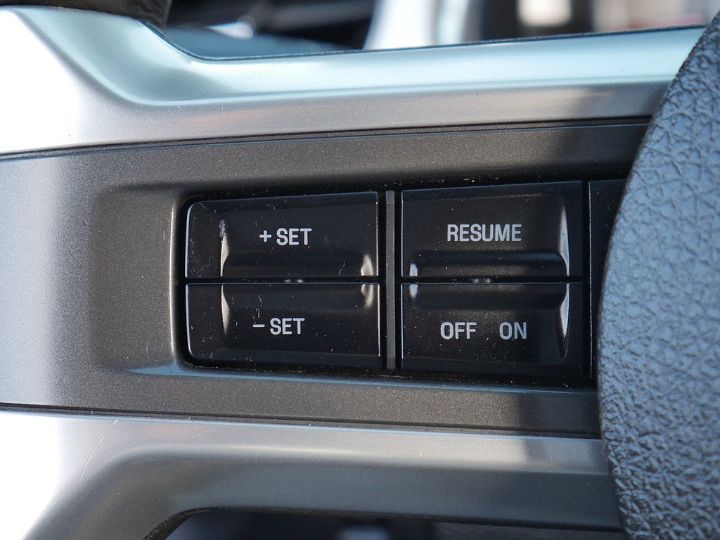 2011 Ford Mustang V6 PREMIUM