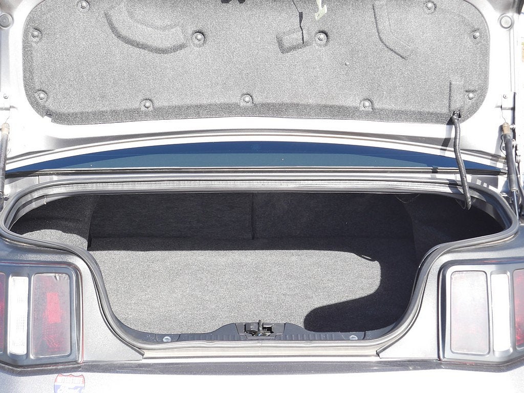 2011 Ford Mustang V6 PREMIUM