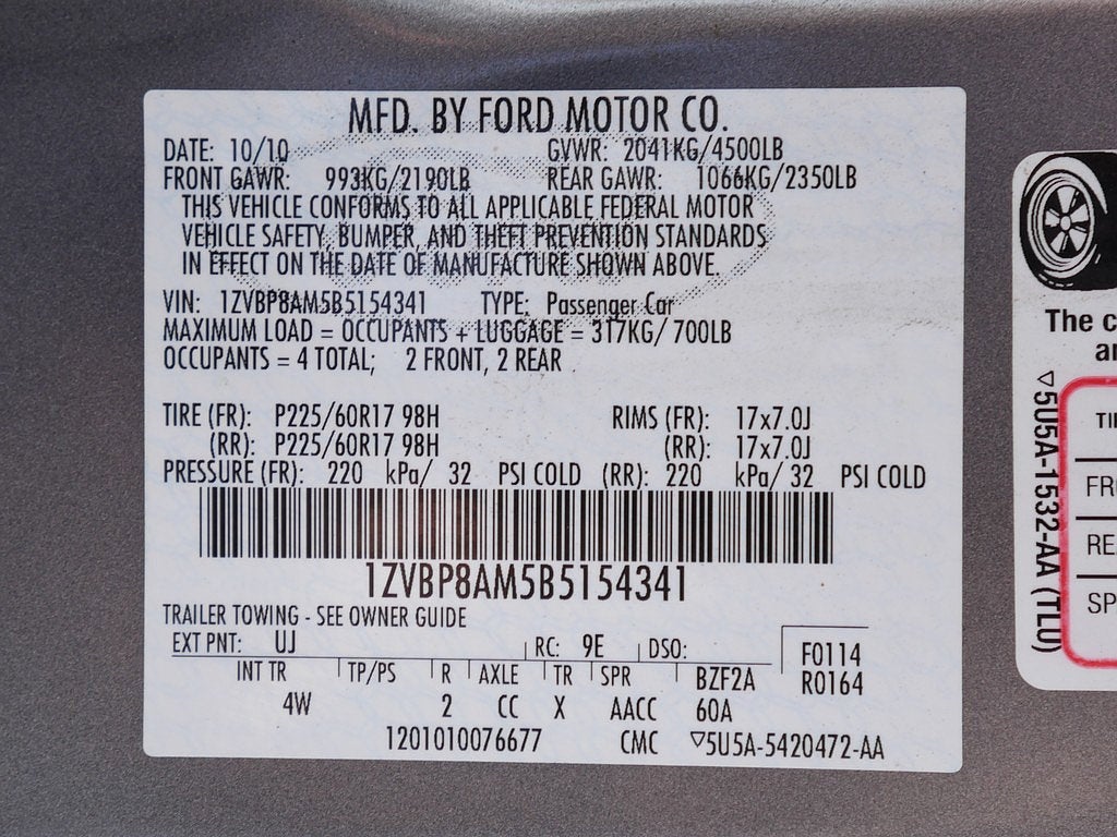 2011 Ford Mustang V6 PREMIUM