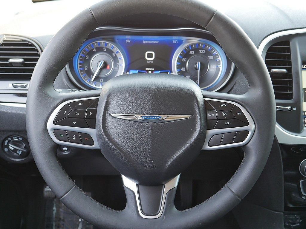2023 Chrysler 300 Touring AWD
