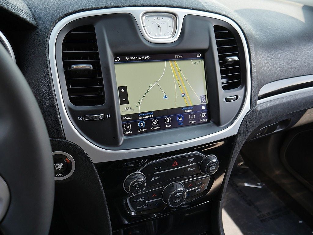 2023 Chrysler 300 Touring AWD