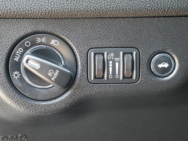 2023 Chrysler 300 Touring AWD